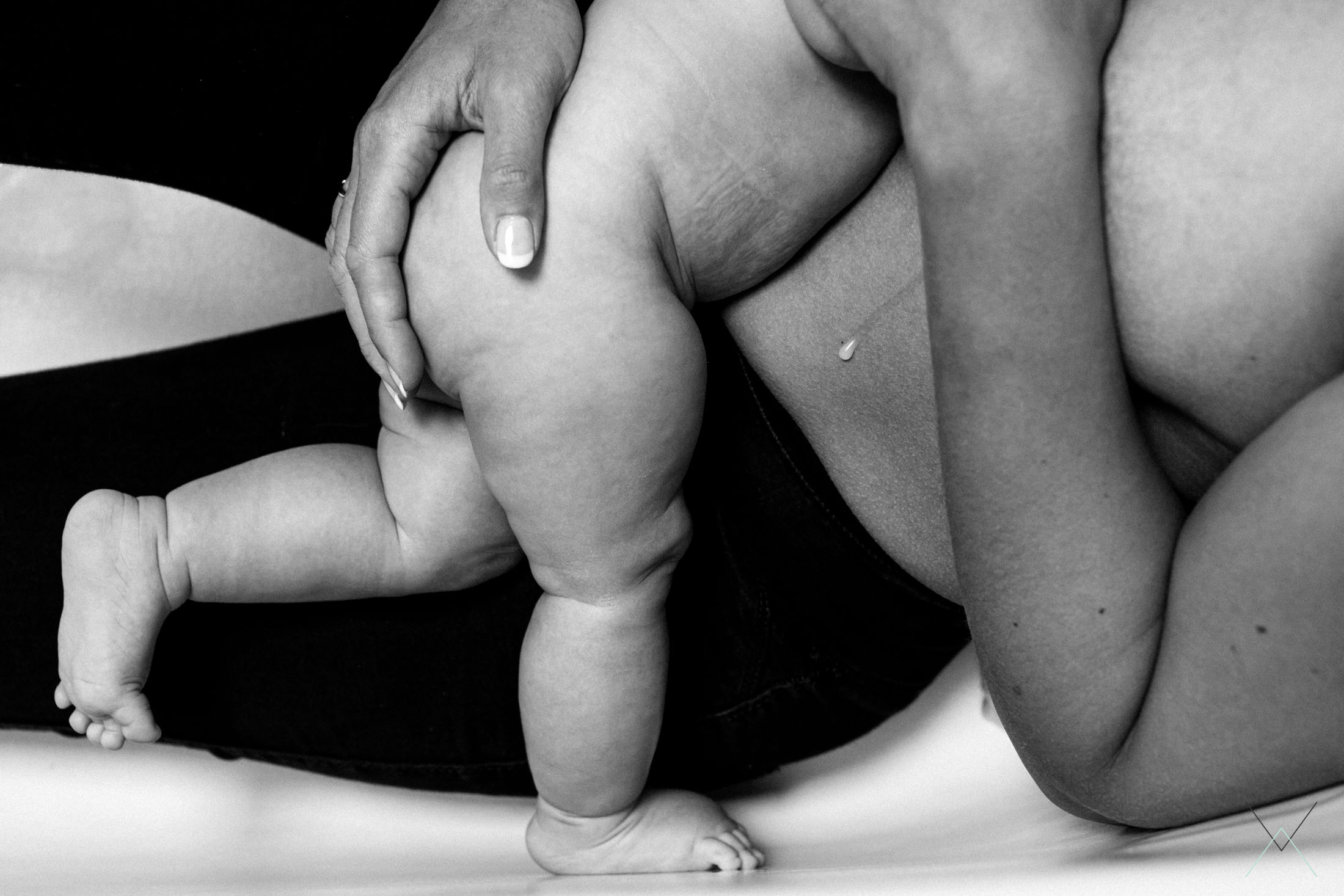 vanessa-amiot-photographe-maternité-allaitement-thonon